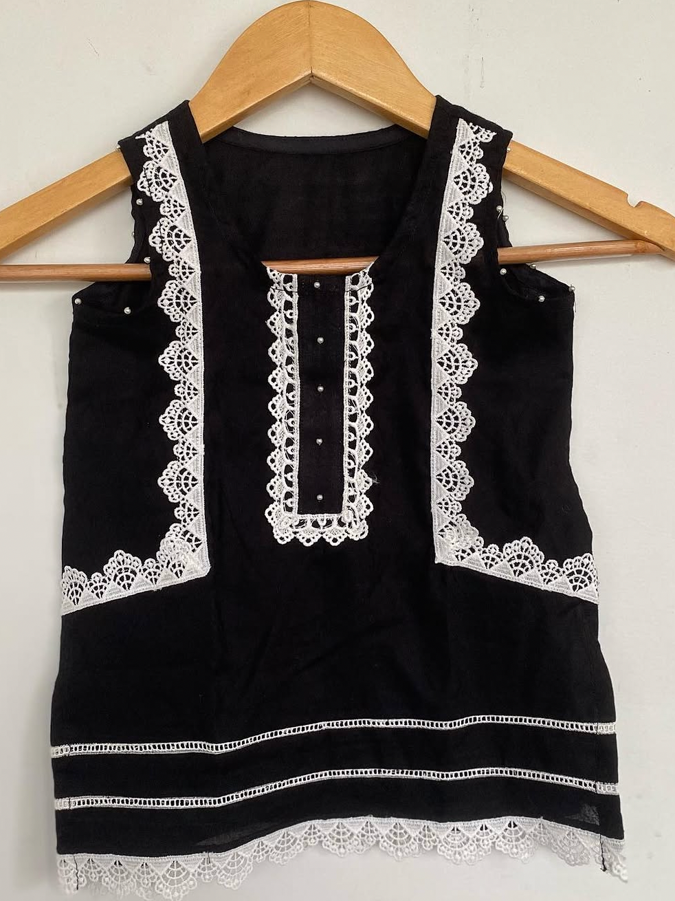 Monochrome